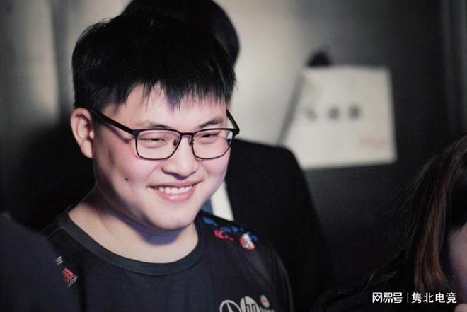 利兹联主帅谈多纳鲁马：我不喜欢让球员诈伤换取谈战术的时间