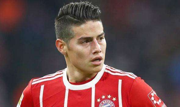 篮球篮网全队完成高强度训练