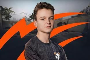 全市场：罗马和那不勒斯最近都询问了引进基耶萨的可能