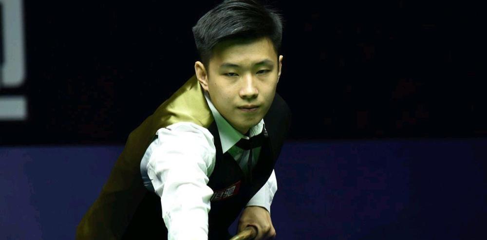 稳得可怕！胡金秋9中8高效拿下19分5板1帽 第三节10分